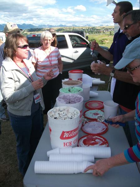 2011 Divide Ride IceCream.JPG