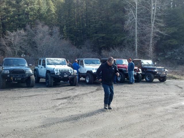 Airing down at the junction between Clancy and Unionville on the way to Park Lake