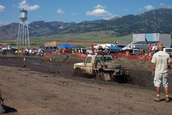 Bill Pries takes "Little" through the pit