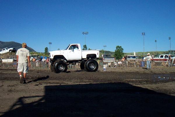 Magic City Bill Springer's formerly Red Rhino waiting it's turn on 49" Iroks