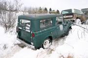 Tom gets Michelle's Scout stuck..