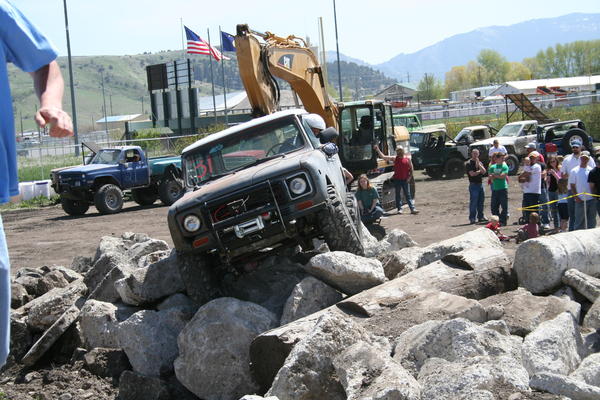 Tom Mandera
Sun 14 May 2006 11:35:58 AM MDT