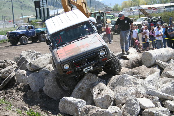 Tom Mandera
Sun 14 May 2006 11:36:21 AM MDT