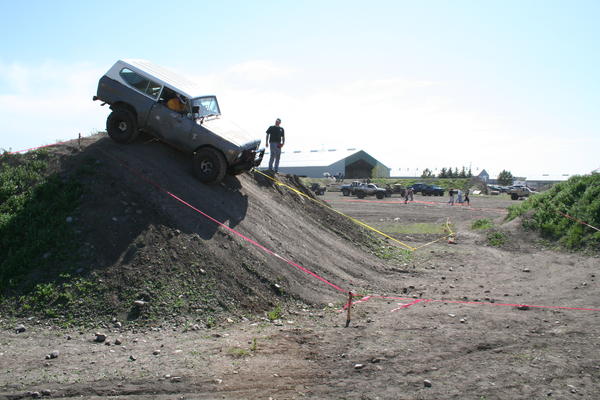 Tom Mandera
Sun 14 May 2006 02:56:16 PM MDT