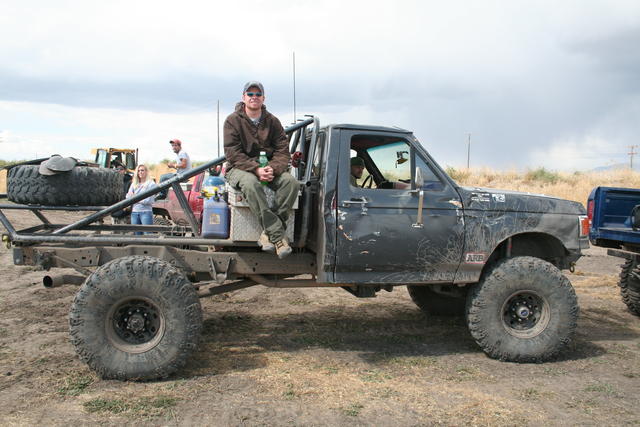 Jason Redfield takes a break on Chris Lamping's Ford