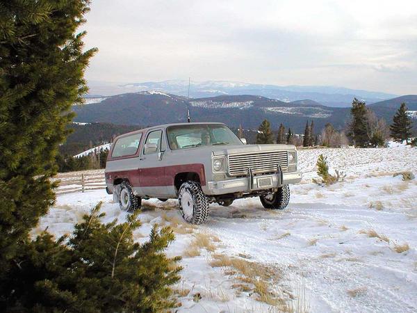 1976 K-5 Blazer, titled as a '74,stock 400cid with dual exhaust,Shift kitted TH350, 31" Kelly Super Sports by Walmart