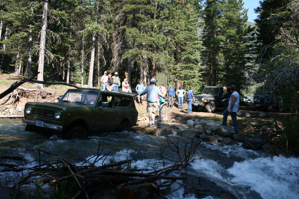 Hooking up the winch line