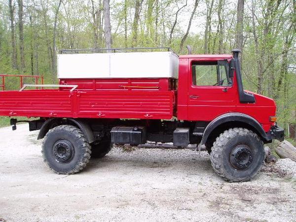1996 unimog U-2450 4 ton truck