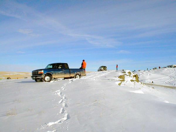 P2080041 Don Gordon at his "spotting post" with the F-150.
Doug and Janet Herold at the top of the hill.