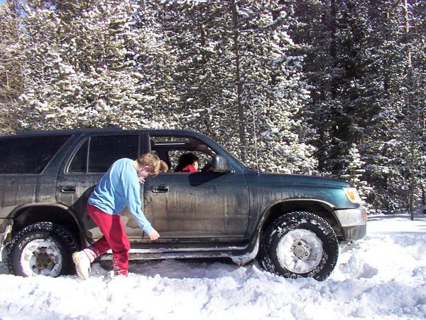 Allison gets the 4Runner a little stuck